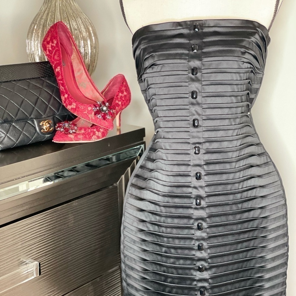 STUNNING 🤩 NWT Vintage Strapless Chiara Boni Black Strapless Dress Sz 10 - Picture 3 of 16